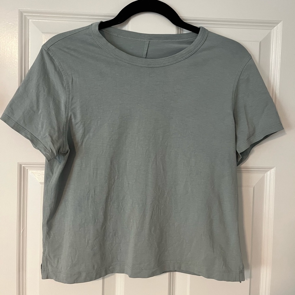 Lululemon boxy cotton T